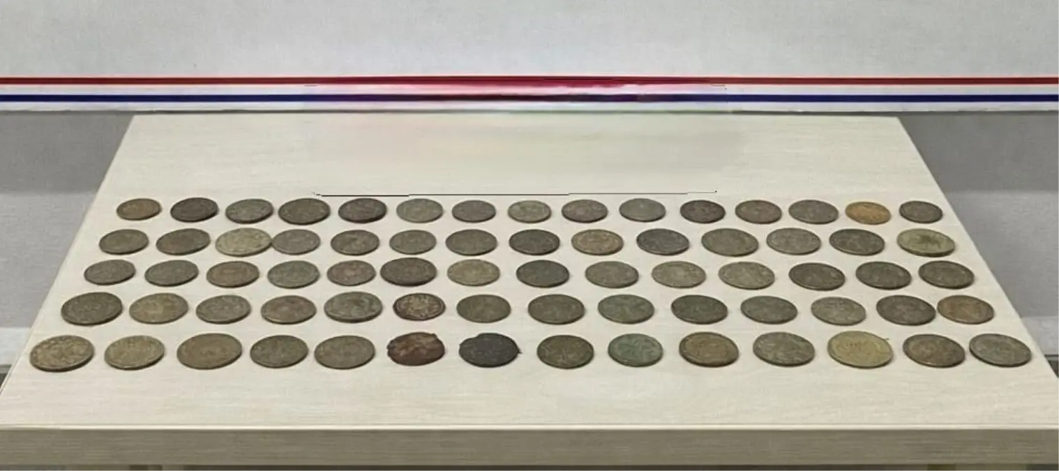 İnegöl'de Jandarma Operasyonu: 70 Roma Dönemi Sikke Gün Işığına Çıktı