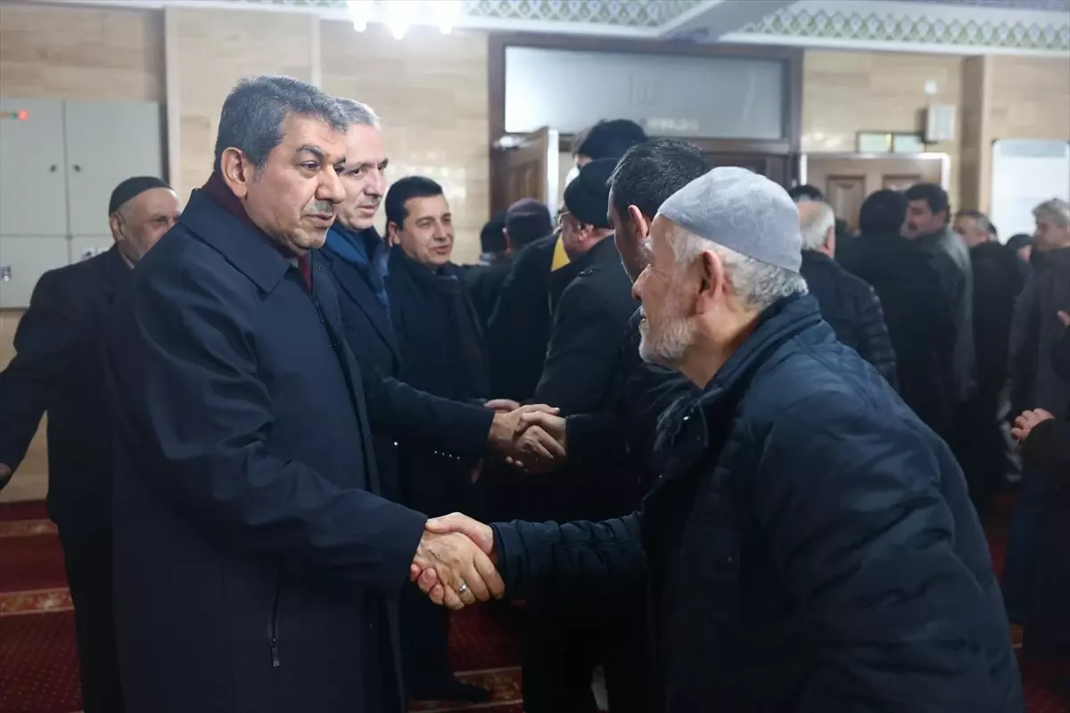 Esenler’de Dört Camide Enderun Usulü Teravih Namazı Canlanıyor