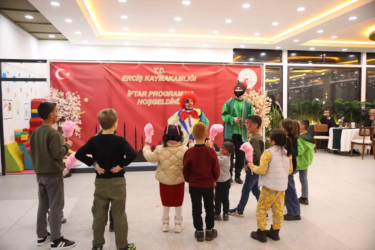 Erciş’te Dünya Yetimler Günü’nü Anlamlı Kılacak İftar Etkinliği