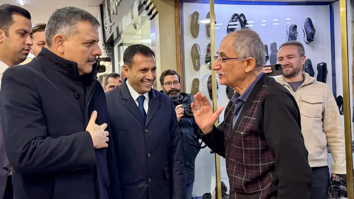 İçişleri Bakanı Mustafa Çiftçi, Konya’da Esnaf ve Tarihi Mekanları Ziyaret Etti