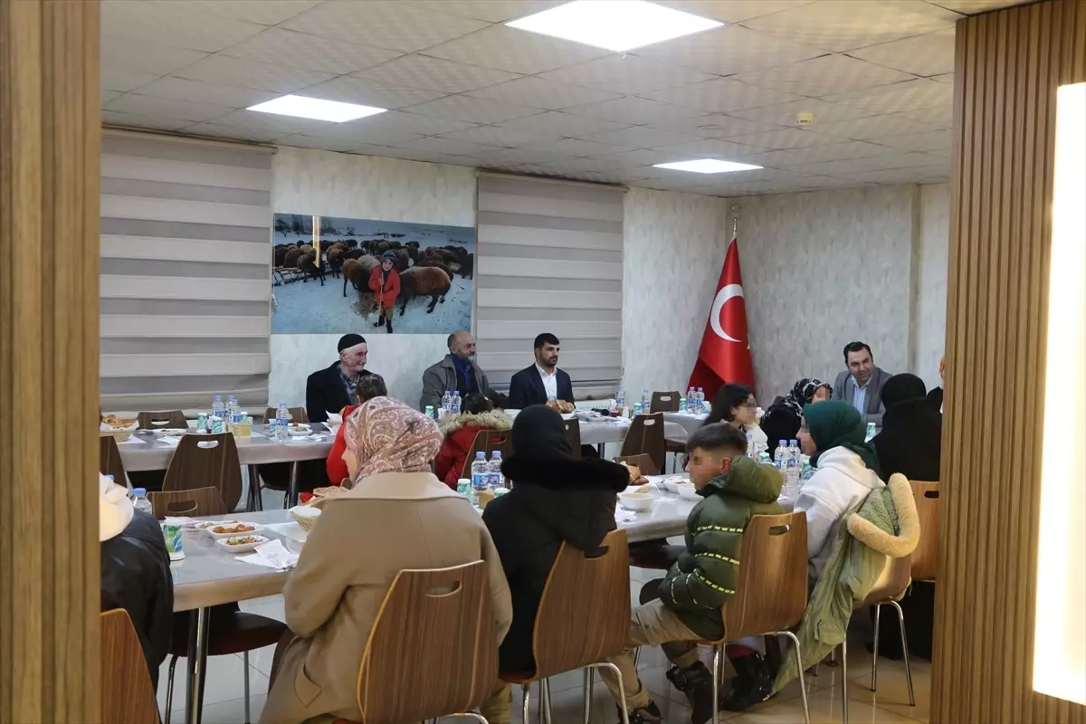 Karlıova’da Yetim Çocuklar İçin Ramazan İftarının Coşkulu Anları