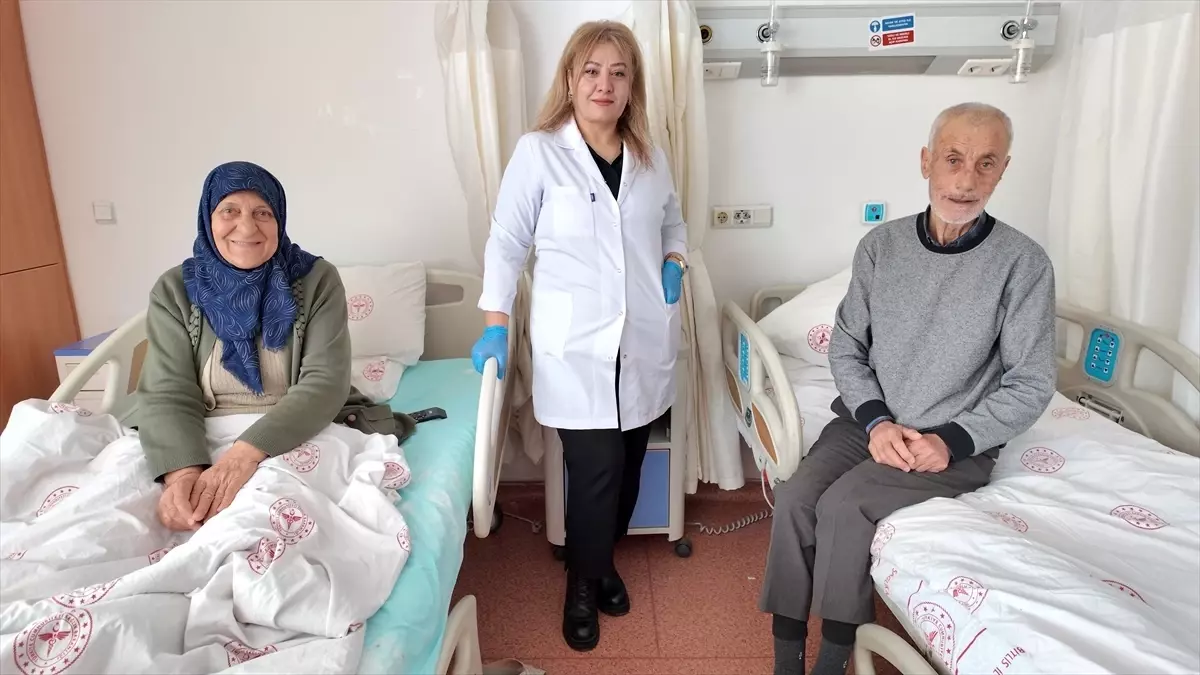 Bitlis'in Şifa Dağıtan Hemşiresi Nurdan Gündoğdu'nun 30 Yıllık Yolculuğu