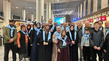 Umre yolcularının uğurlandığı an