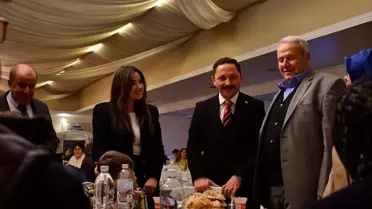İftar sofrasında Biga Kaymakamı