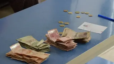 Polis memurları olay yerinde