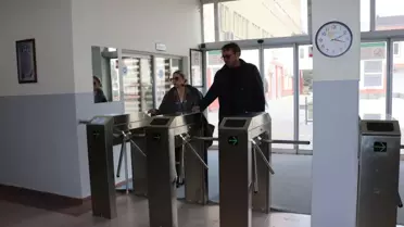 Gazeteci çift sınıf arkadaşlığı