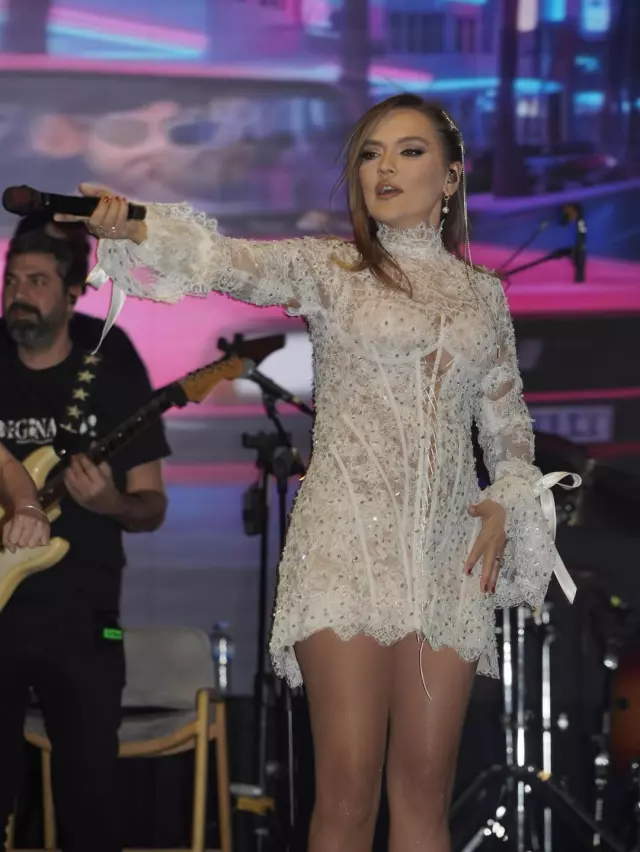 Ece Seçkin'in sosyal medya paylaşımı