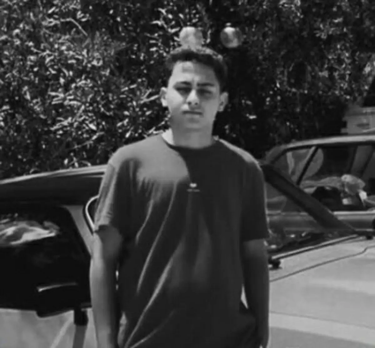 Ayvalık'ta Şok Edici Trafik Kazası: İki Genç Hayatını Kaybetti