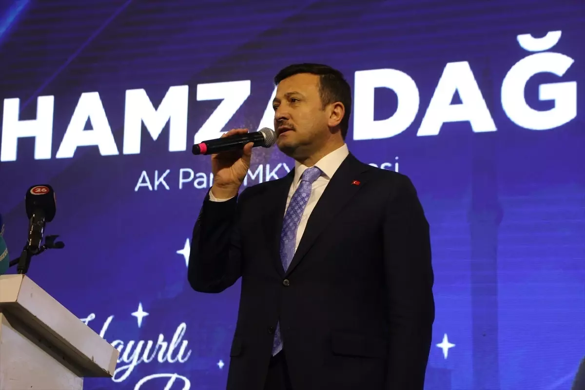 Hamza Dağ, Eskişehir’de AK Parti’nin İftar Programına Katıldı