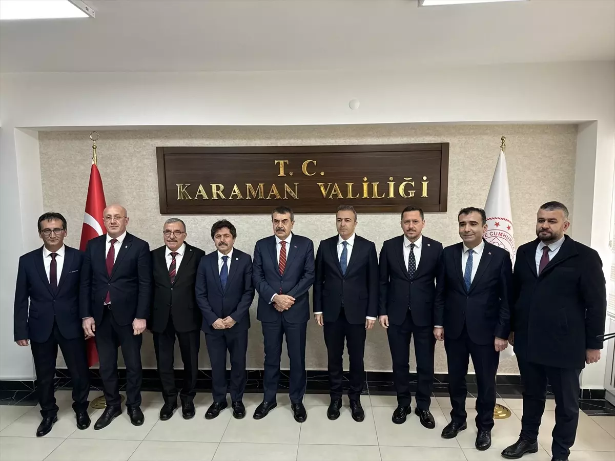 Okullarda Güvenlik Önlemleri Güçleniyor: Bakan Tekin'den Yeni Kararlar