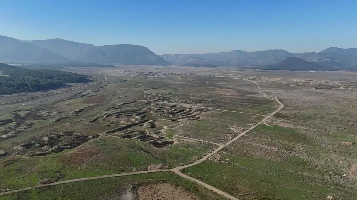 Türkiye’de Kuraklık Mücadelesi: Yağışlar Tarımsal Sıkıntıyı Hafifletiyor, Hidrolojik Kuraklık Sürüyor