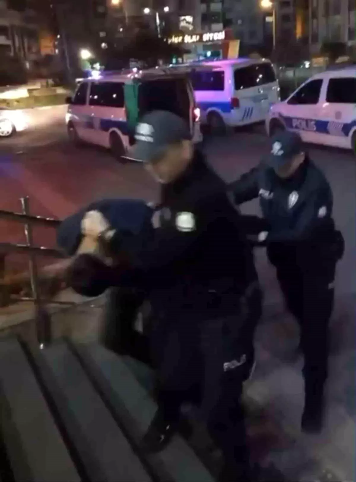 Adana’da Yol Verme Tartışması: Sürücü 370 Bin TL Ceza Aldı