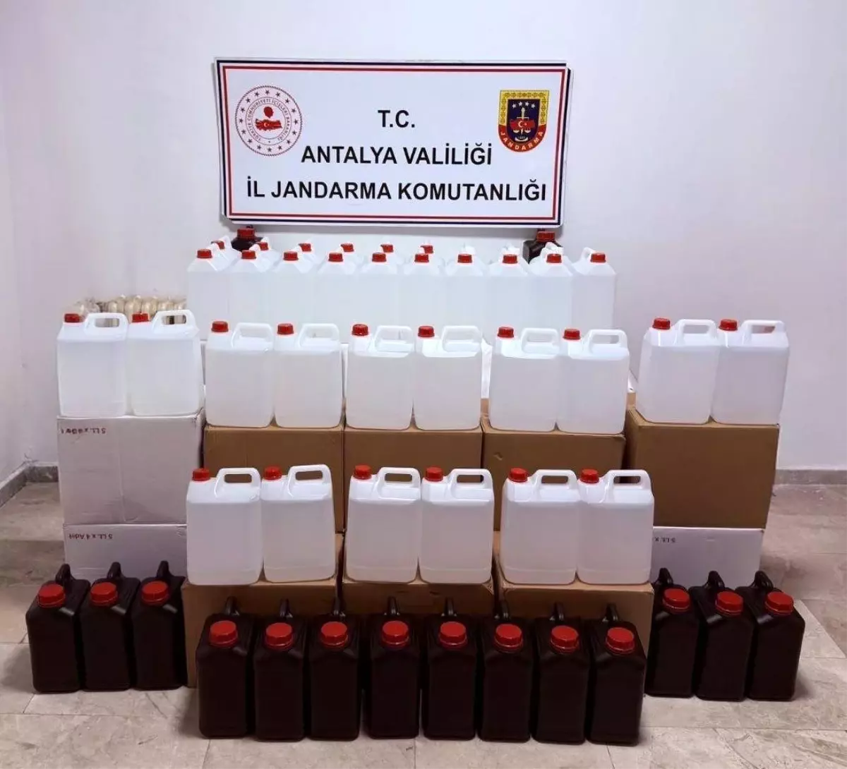 Antalya Konyaaltı’da 500 Litre Kaçak Etil Alkol Ele Geçirildi