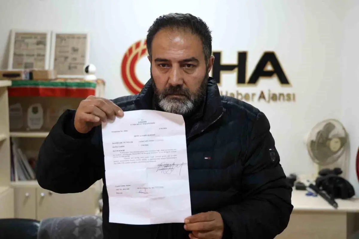 Kırşehir'de Çukur Nedeniyle Kontrol Kaybı: 19 Yaşındaki Sürücü Hayatını Kaybetti