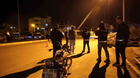 Polis memuruyla görüşme anı