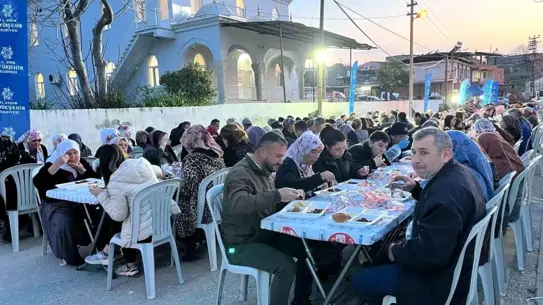 Binlerce Aydınlı, Büyükşehir Belediyesi'nin Ramazan İftar Sofrası ile Buluştu