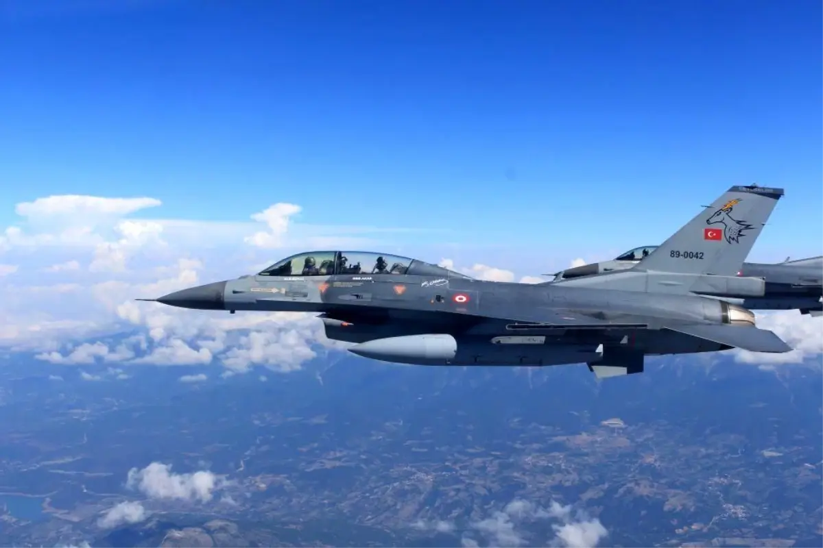 Kuzey Kıbrıs'ta F-16 Konuşlandırma Planı Gündemde