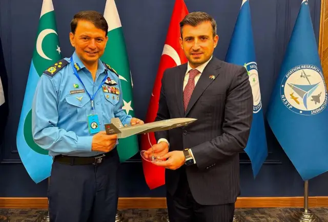 Türkiye haritası üzerine nükleer simge