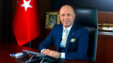 ASO Başkanı Ardıç konuşma yaparken