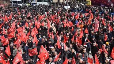 Özgür Özel konuşma anı