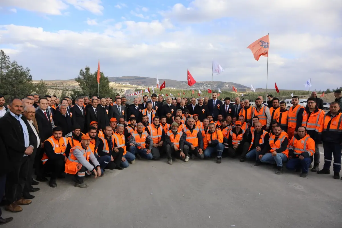 Ulaştırma Bakanı Uraloğlu, Kilis'te 9,3 Milyar TL'lik Ulaşım Altyapısı Yatırımını Açıklıyor