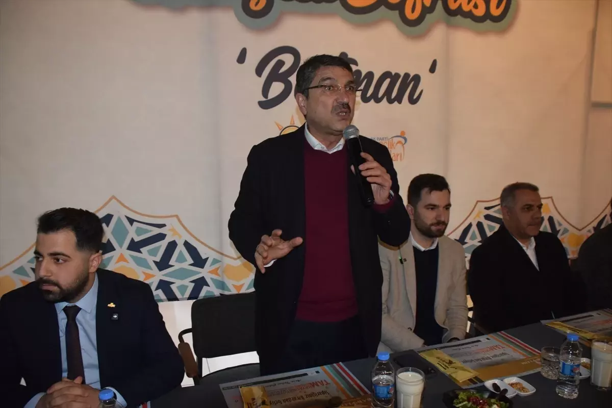 Batman’da Gençlere Özel İftar Buluşması: AK Parti Gençlik Kolları’nın Etkinliği