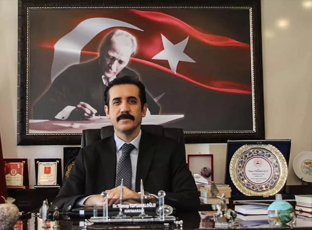 Bozyazı Kaymakamı Tuncay Topsakaloğlu, Kadınlar Günü’nde Kadınların Fedakarlığını Övdü