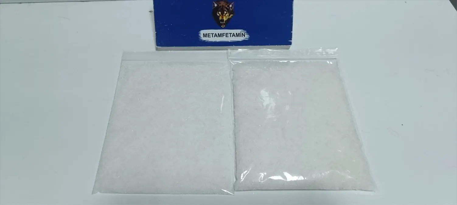 Hatay’da Büyük Uyuşturucu Operasyonu: 5 Şahıs Tutuklandı, 379 Gr Ele Geçirildi