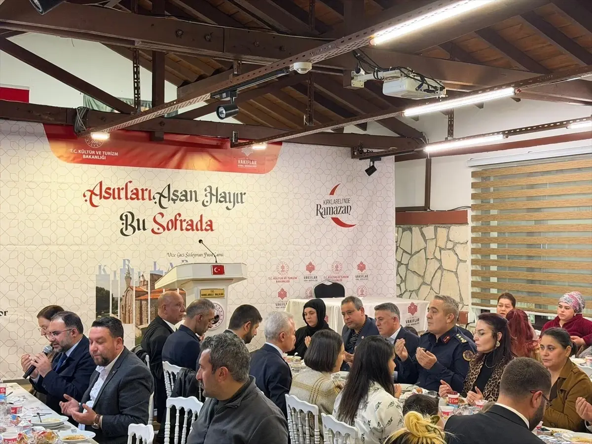 Kırklareli Valisi Uğur Turan, Roman Topluluğu ile Birlikte İftar Etkinliği Düzenledi