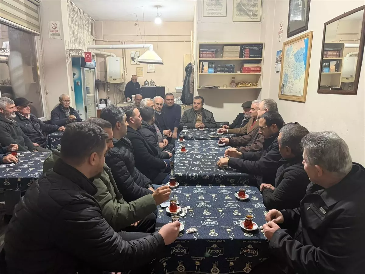 Vali Turan, Kocahıdır Mahallesi'nde Ramazan Kutlamalarına Katıldı