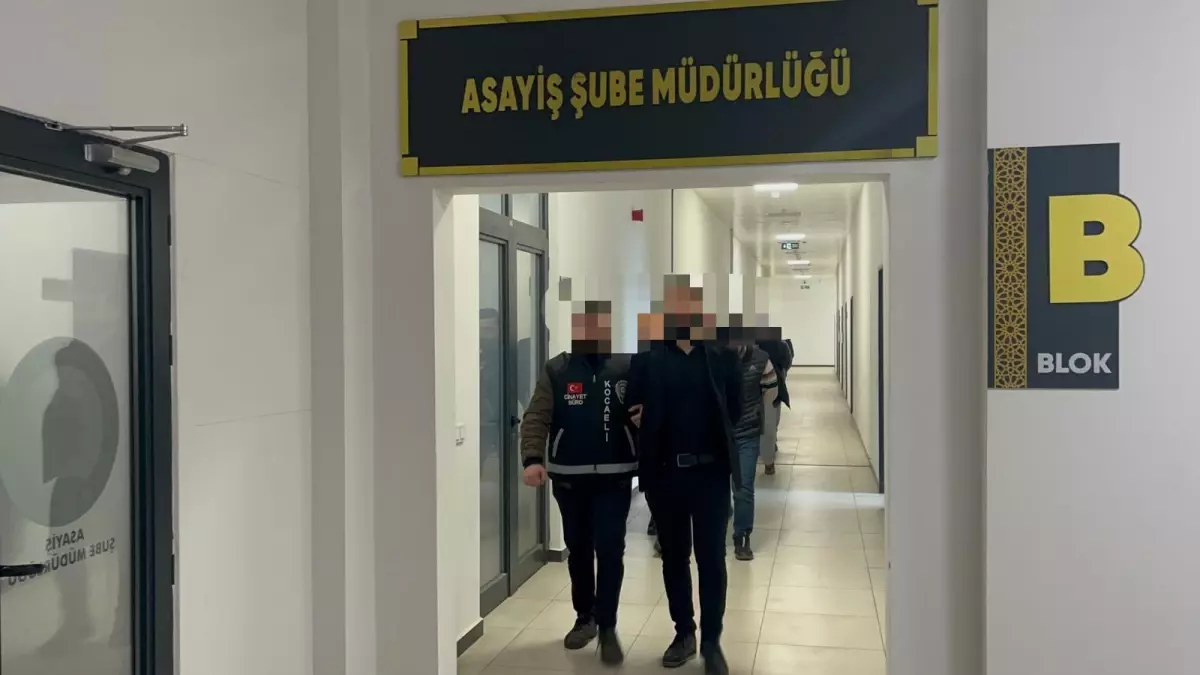 Kocaeli Çayırova'da Cinayet Şüphesi: Dört Şüpheli Tutuklandı