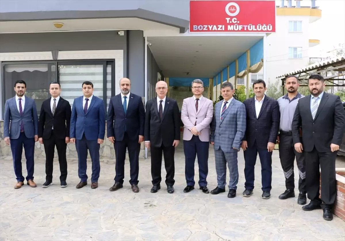 Mersin Müftüsü Mustafa Topal, Bozyazı’da Müftülük Çalışmalarını İnceliyor