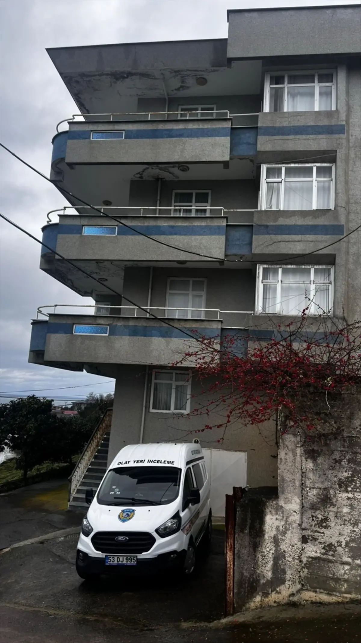 Rize İyidere'de Sobadan Çıkan Karbonmonoksit Zehirledi, Bir Kişi Hayatını Kaybetti