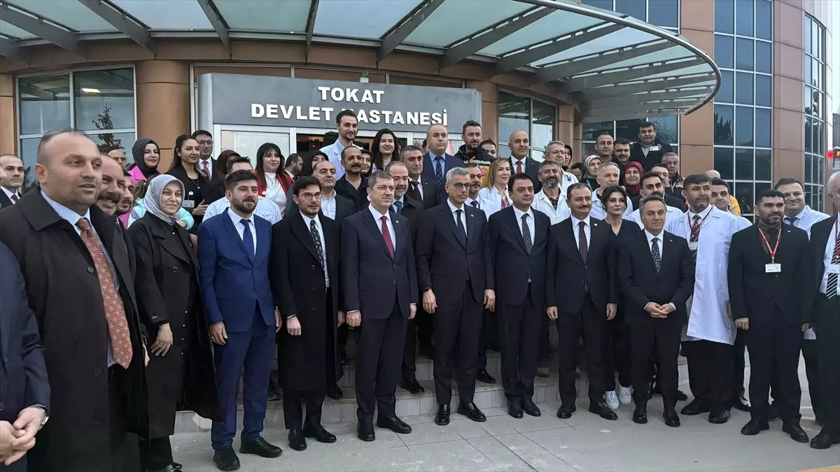 Sağlık Bakanı Memişoğlu, Tokat'ta Sağlık Çalışanlarıyla İftar Etkinliği Düzenledi