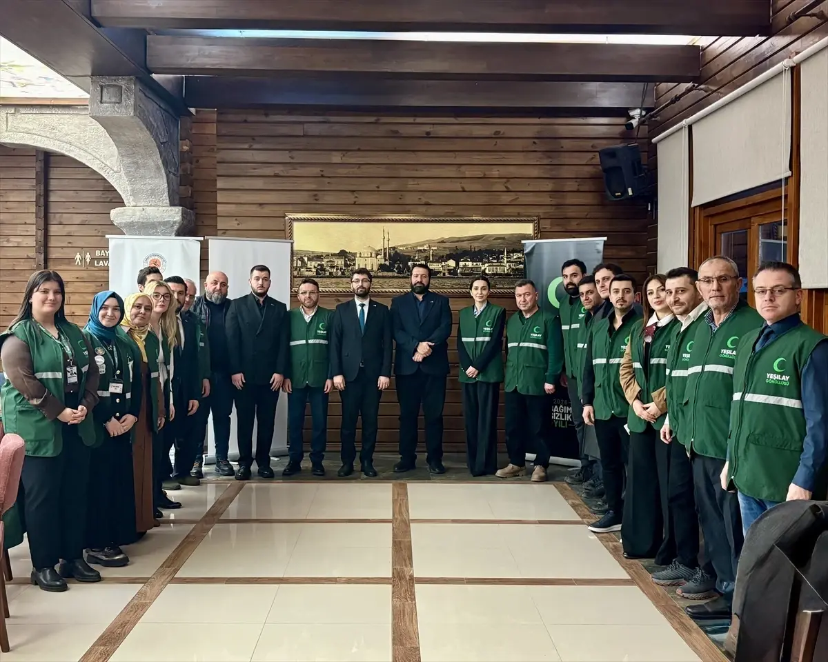 Yeşilay Samsun Şubesi'nden Ramazan İftar Buluşması: Gönüllülerle Eğitim ve Paylaşım