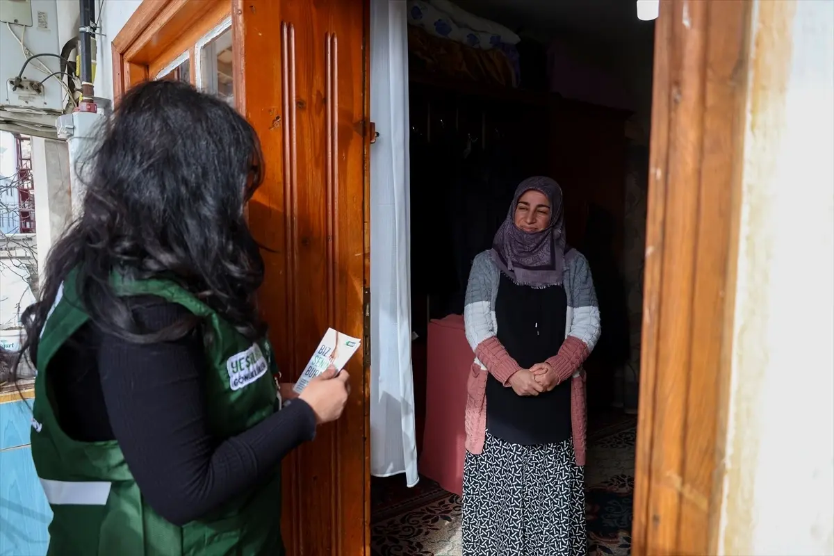 Van’da Yeşilay’ın Kapı Kapı Bağışıklık Programı: Aileleri ve Çocukları Bağımlılıktan Koruyor