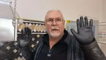 Plaka değişim işlemi sırasında bekleyen araçlar