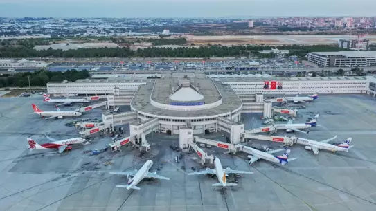 Şubat ayında hava yolu yolcu sayısı grafiği