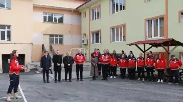 Boyabat’ta Gerçek Zamanlı Deprem Tatbikatı: Okul ve İtfaiye İş Birliğiyle Hayati Eğitim