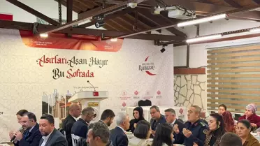 İftar programı sırasında çekilmiş fotoğraf