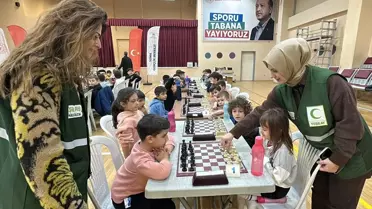 Turnuva sırasında hızlı satranç maçları