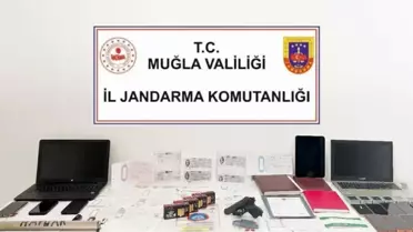 Operasyon sırasında polis ekipleri