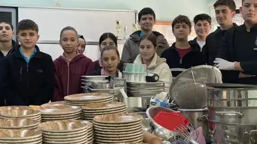 Yeni mutfak ekipmanlarıyla donatılmış sınıf ortamı