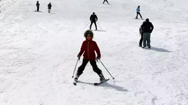 Yurduntepe Kayak Merkezi Kış Coşkusu Başladı