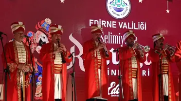 Ramazan'ın Ritmi Selimiye Meydanı'nda Mehter Marşıyla Buluştu