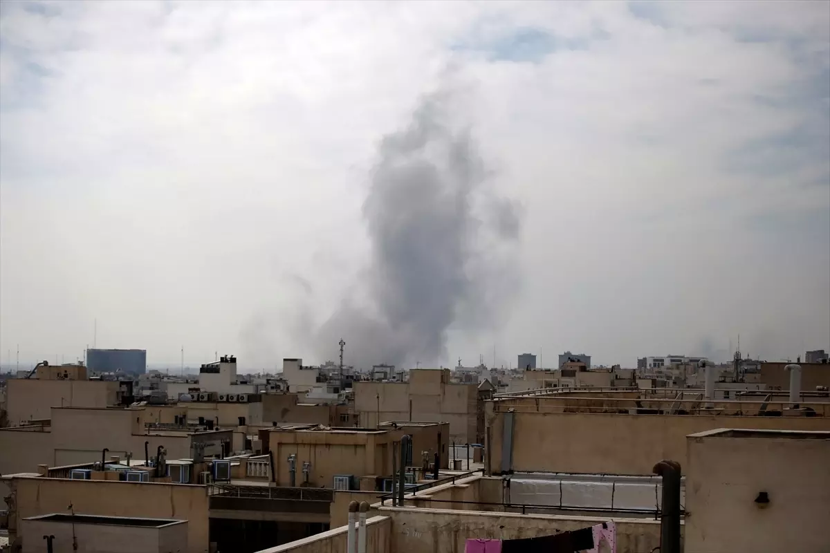 Tahran’da Patlamalar: İsrail Saldırısı Sonrası Şehrin Durumu