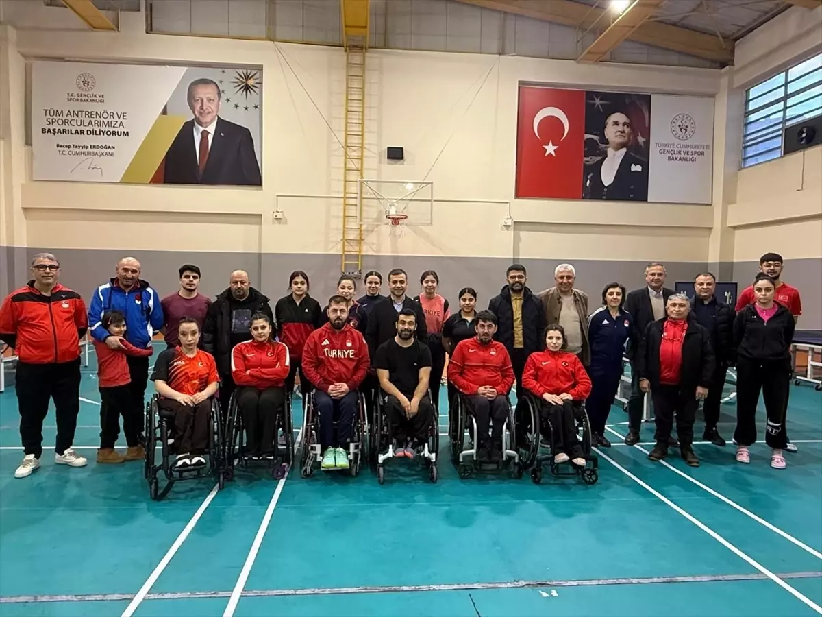 TMTF Başkanı Kerim Koç, Ankara'daki Para Masa Tenisi Takımını Uluslararası Turnuva Hazırlığı İçin Motive Etti