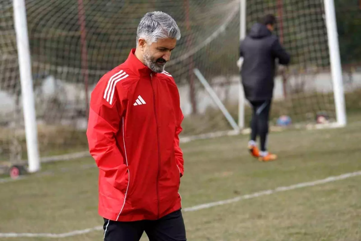 Yeşilyurtspor'un Geleceği: Teknik Direktör Murat Yıldırım'dan Yüzde 60 Hedefi