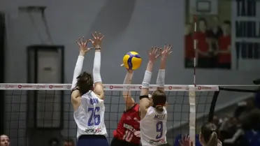 Maçın kritik anlarından bir fotoğraf