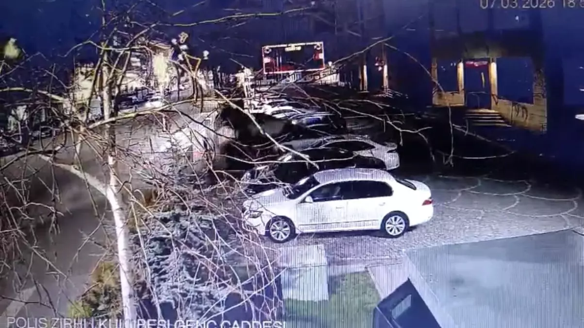 Bingöl'de Çarpışan İki Araçta Dört Kişi Yaralı